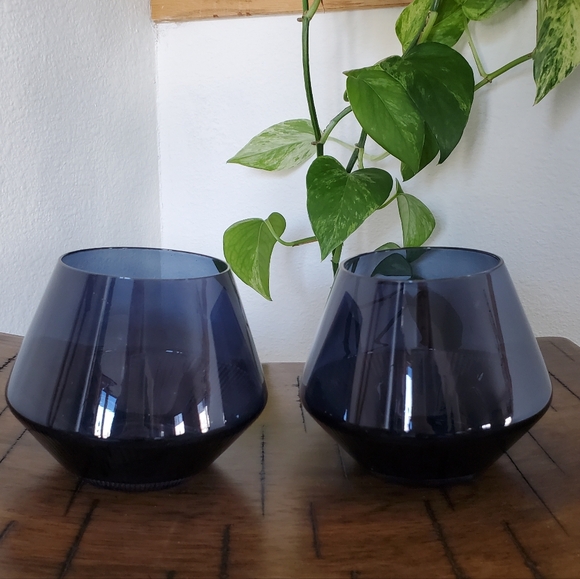 moderne elegance Other - NIB- Moderne Elegance Blue Vase Set